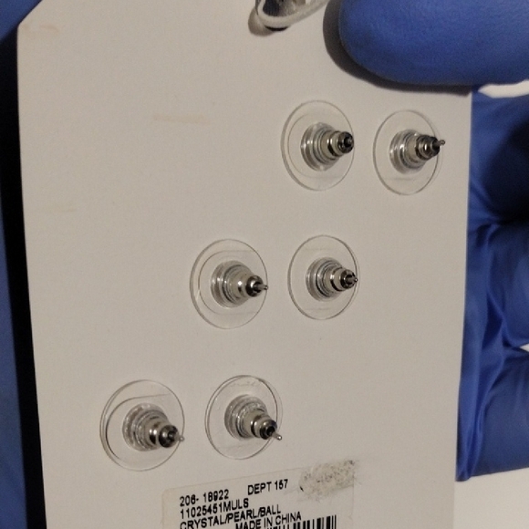 Crystal Pearl Ball Red and Silver Stud Earrings Earrings Set - Women's Fashion - Picture 7 of 8